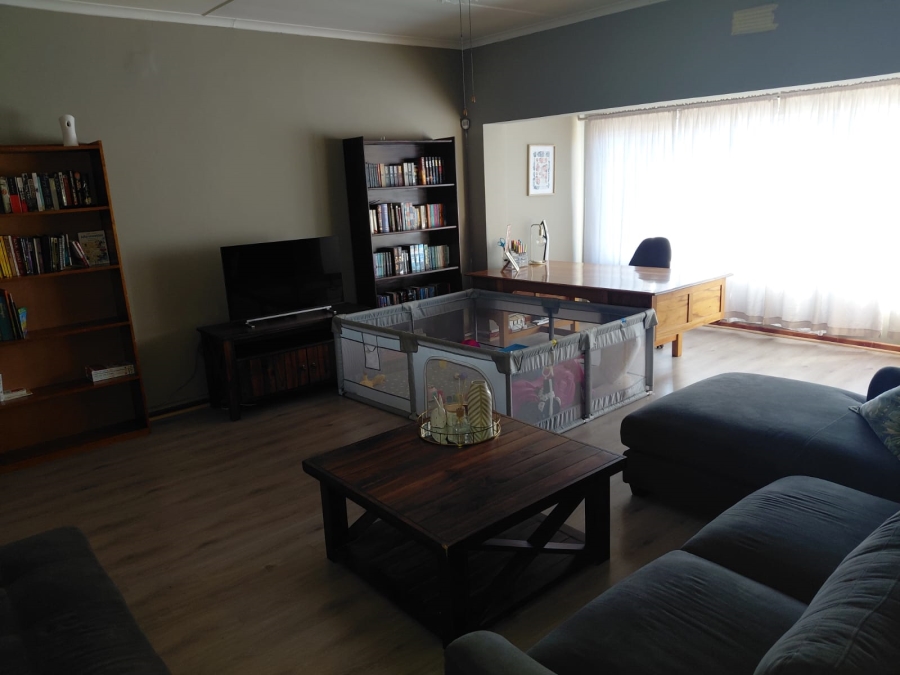 4 Bedroom Property for Sale in Bothasrus Eastern Cape